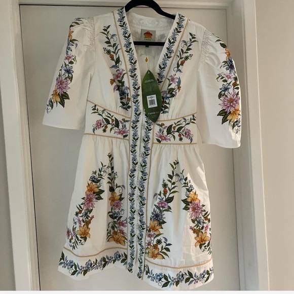 Farm Rio NWT Sweet Bloom Dreamscape Organic Cotton Mini Dress, size M - Picture 2 of 2
